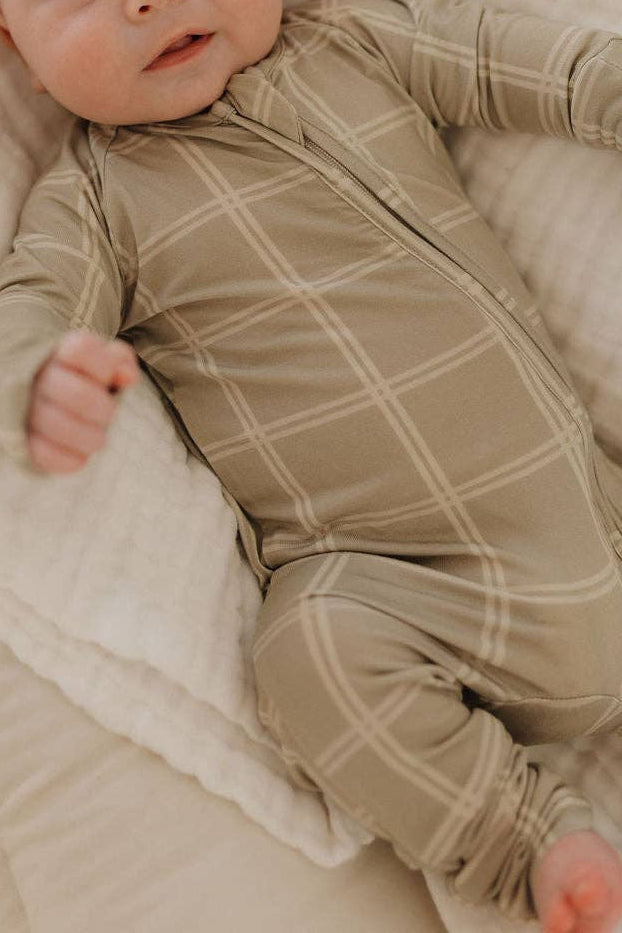 Bamboo Zip Pajamas | Linen Grid: Newborn
