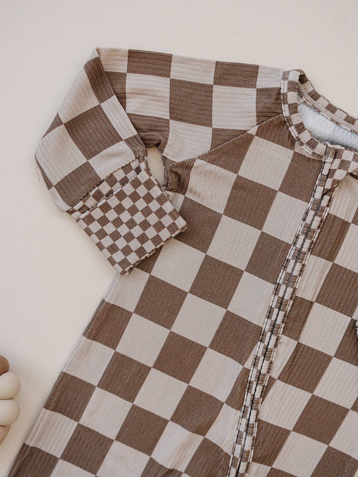 Ribbed Bamboo Zip Romper | Latte Checkered: 6-12M